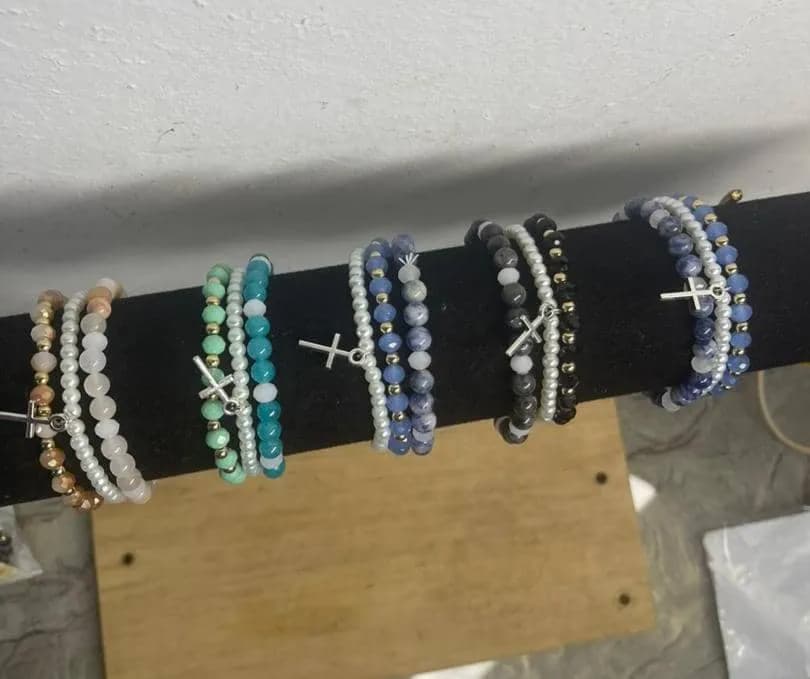 Le produit BRACELES FÉMININS